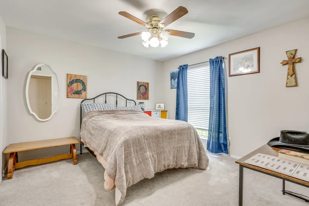 4102 Ridglea Country Club Drive Fort Worth TX 76126