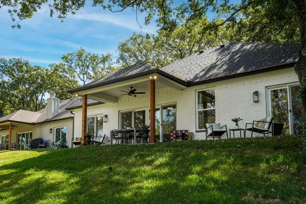 219 Ben Lacy Drive Gun Barrel City TX 75156