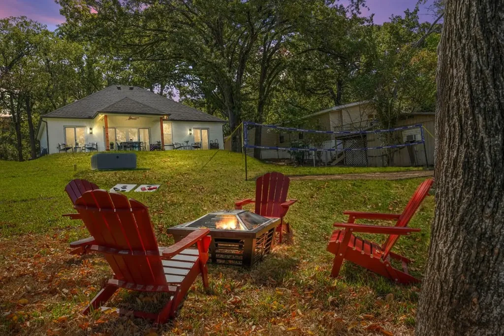 219 Ben Lacy Drive Gun Barrel City TX 75156