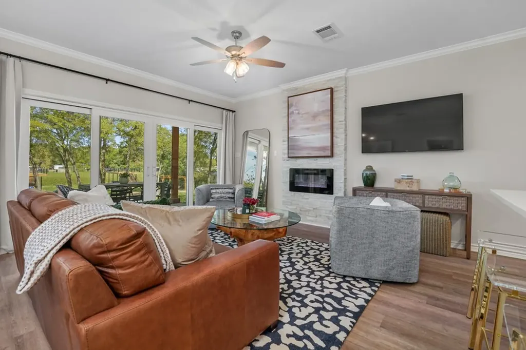219 Ben Lacy Drive Gun Barrel City TX 75156