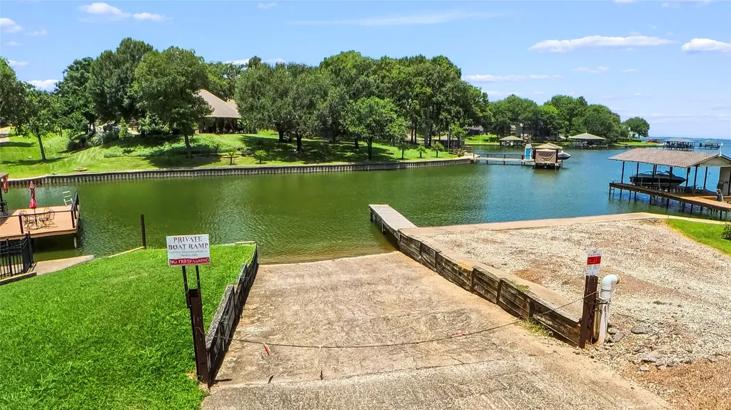151 Tall Oaks Streetman TX 75859