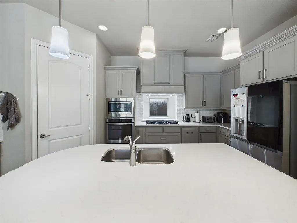 3626 Crosby Street Irving TX 75038