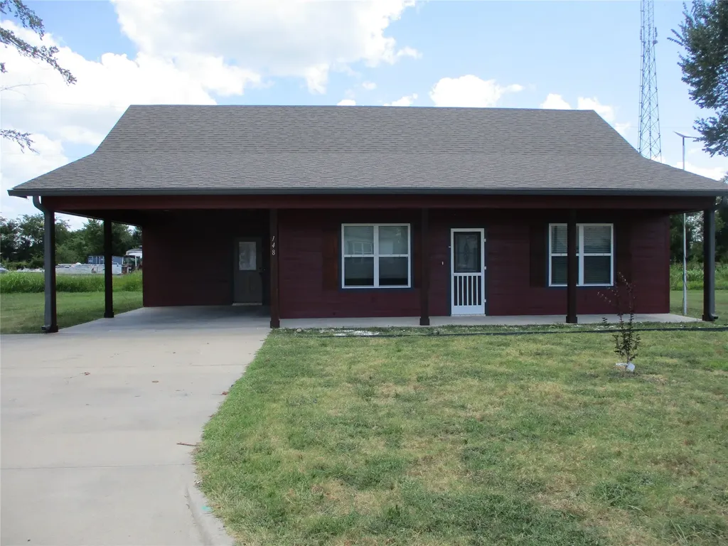148 Mill Street Emory TX 75440