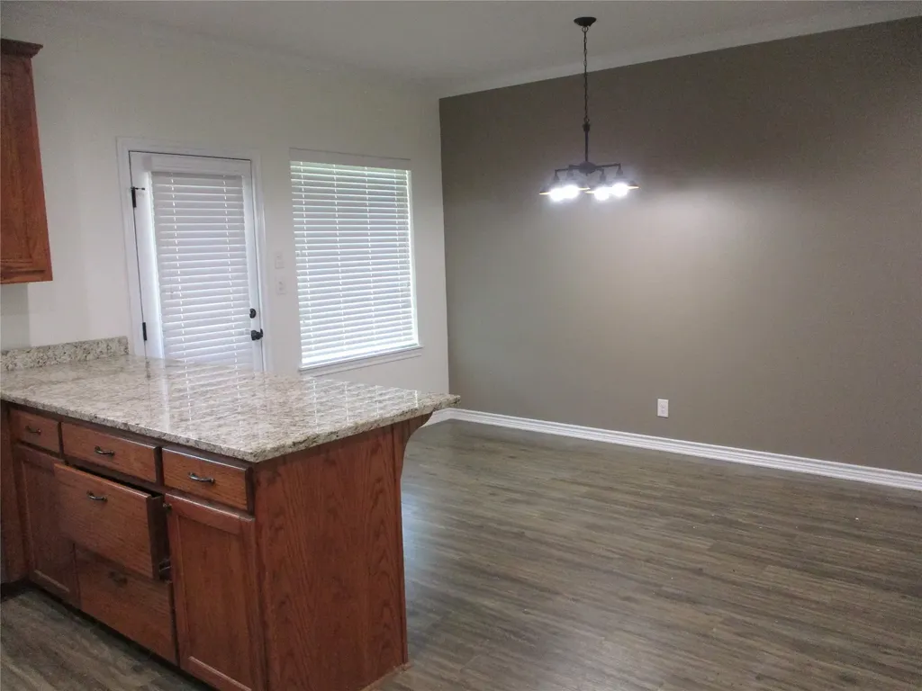148 Mill Street Emory TX 75440