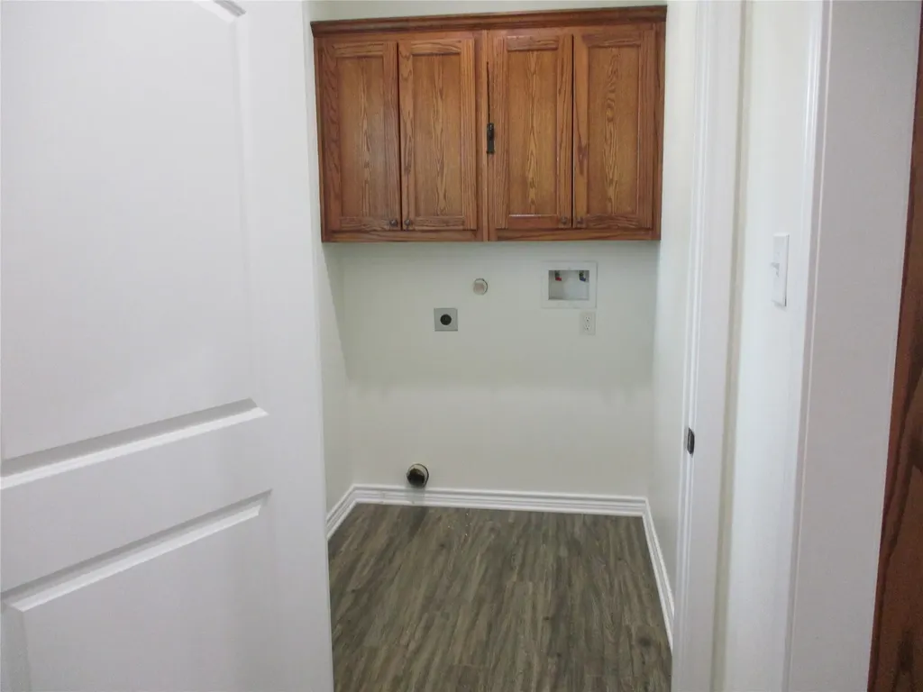 148 Mill Street Emory TX 75440
