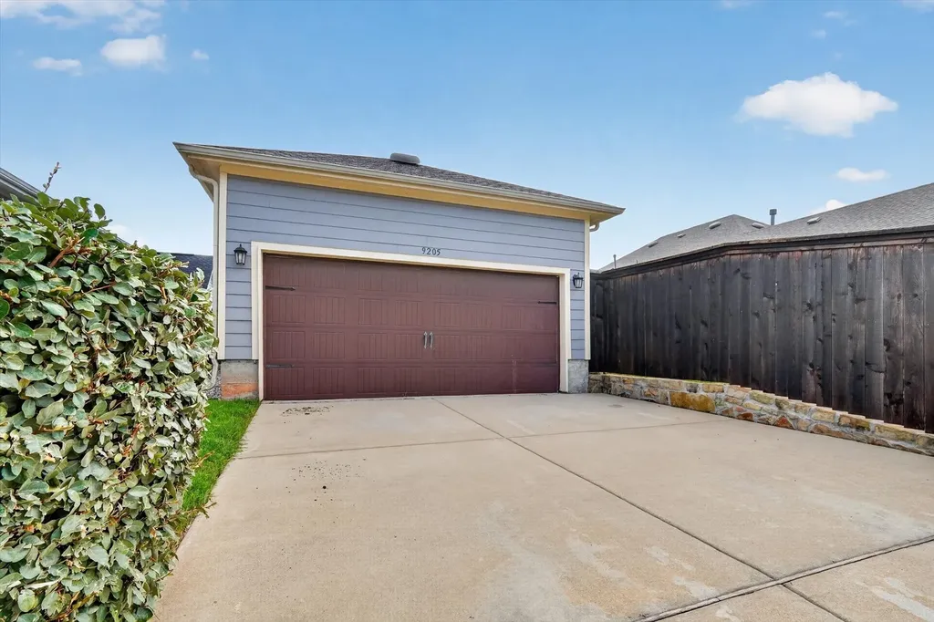 9205 Lamar Street Rowlett TX 75089