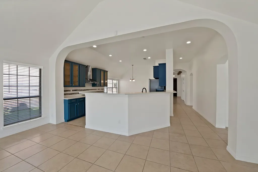 2743 Waterway Drive Grand Prairie TX 75054