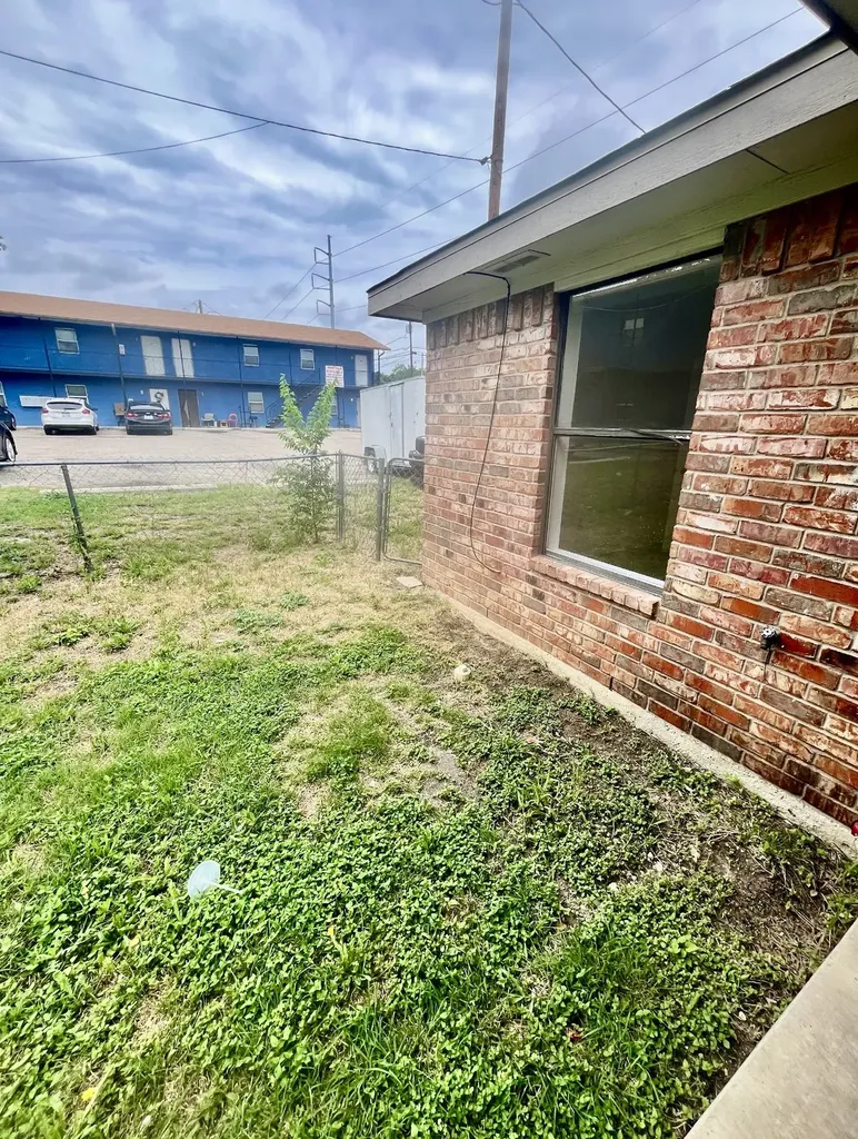 506 W Green Avenue Killeen TX 76541