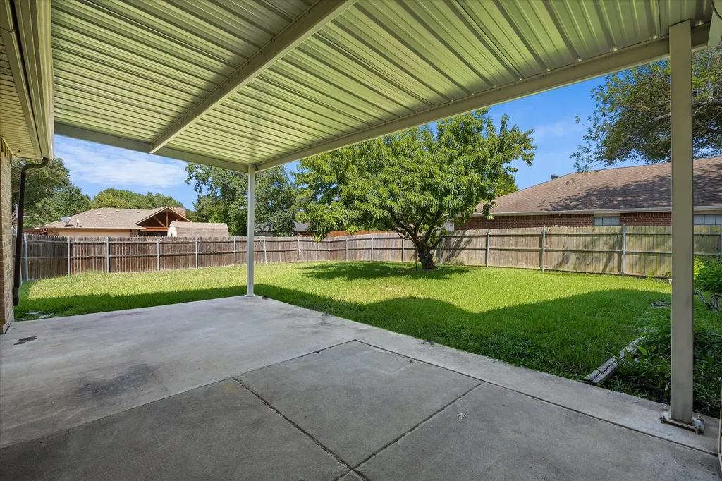 3026 Kingswood Drive Garland TX 75040