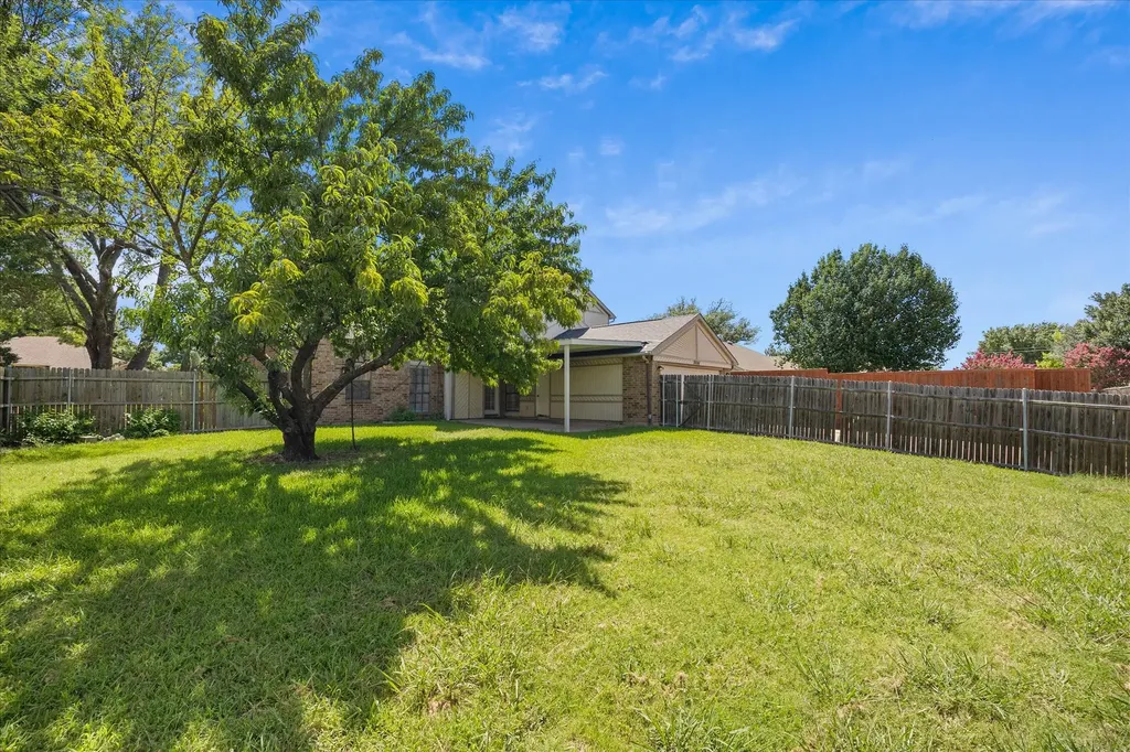 3026 Kingswood Drive Garland TX 75040