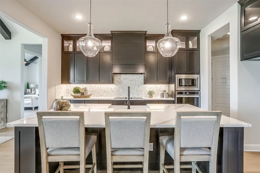 4602 Saddlehorn Drive Midlothian TX 76065