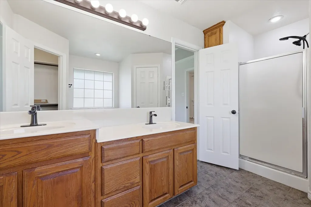 206 Mourning Dove Lane Krum TX 76249
