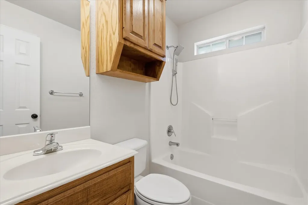 206 Mourning Dove Lane Krum TX 76249