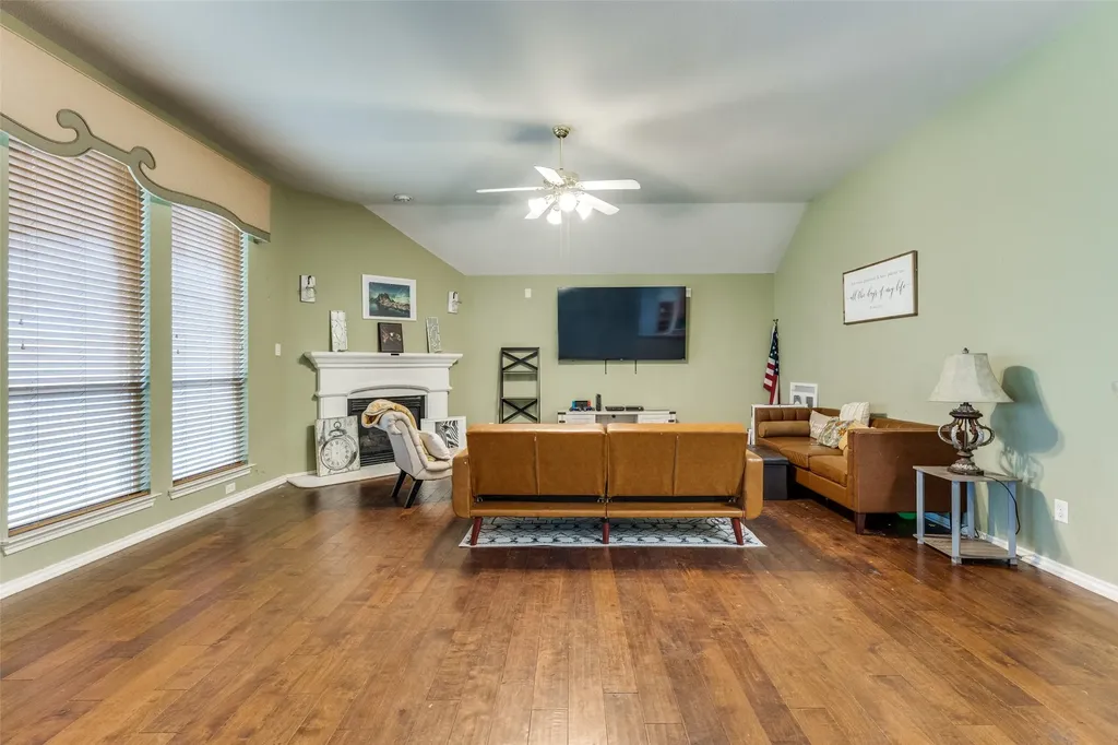 10812 Grayhawk Lane Fort Worth TX 76244