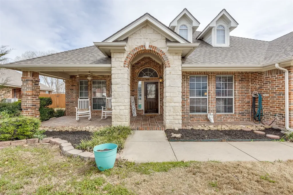 10812 Grayhawk Lane Fort Worth TX 76244