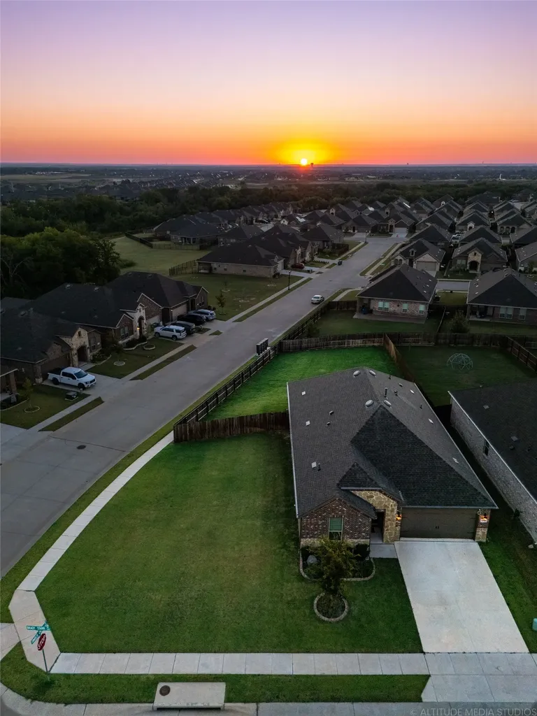 3332 Brady Starr Drive Aubrey TX 76227