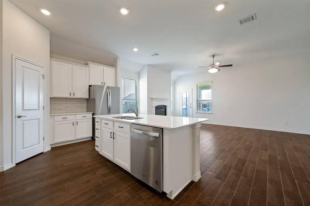 3332 Brady Starr Drive Aubrey TX 76227