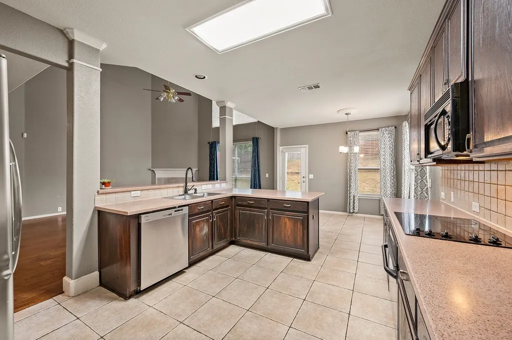 7833 Harvest Hill Road North Richland Hills TX 76182
