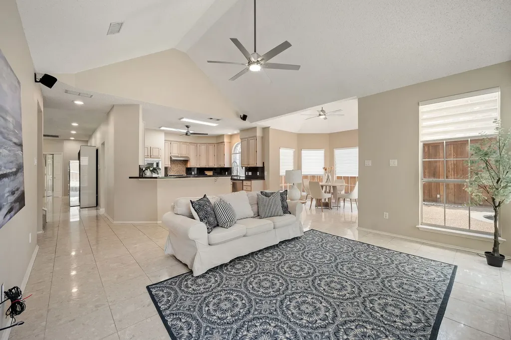 2324 Compton Drive Plano TX 75025