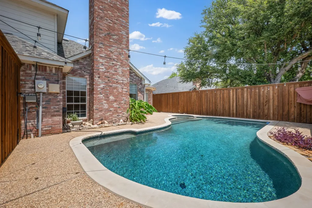 2324 Compton Drive Plano TX 75025