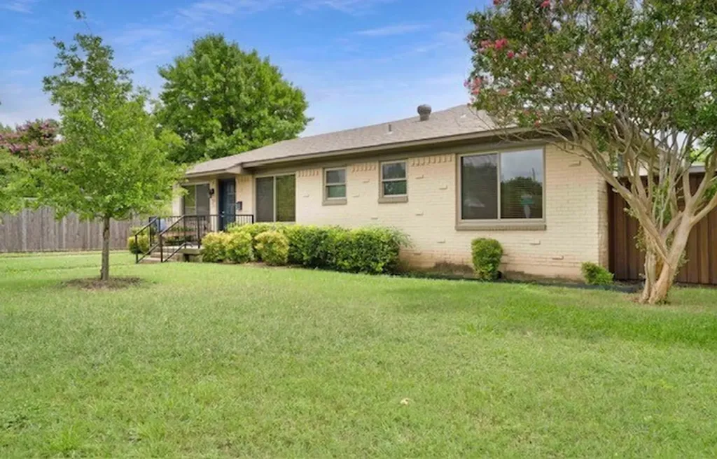 10204 Mccree Road Dallas TX 75238