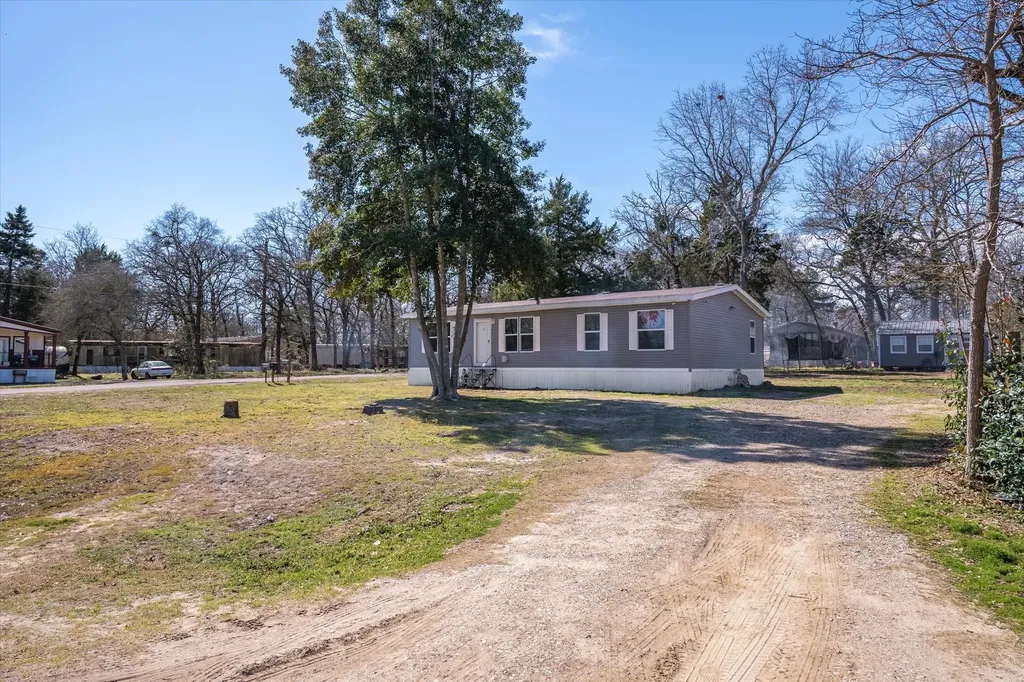 129 E Elm Drive Murchison TX 75778