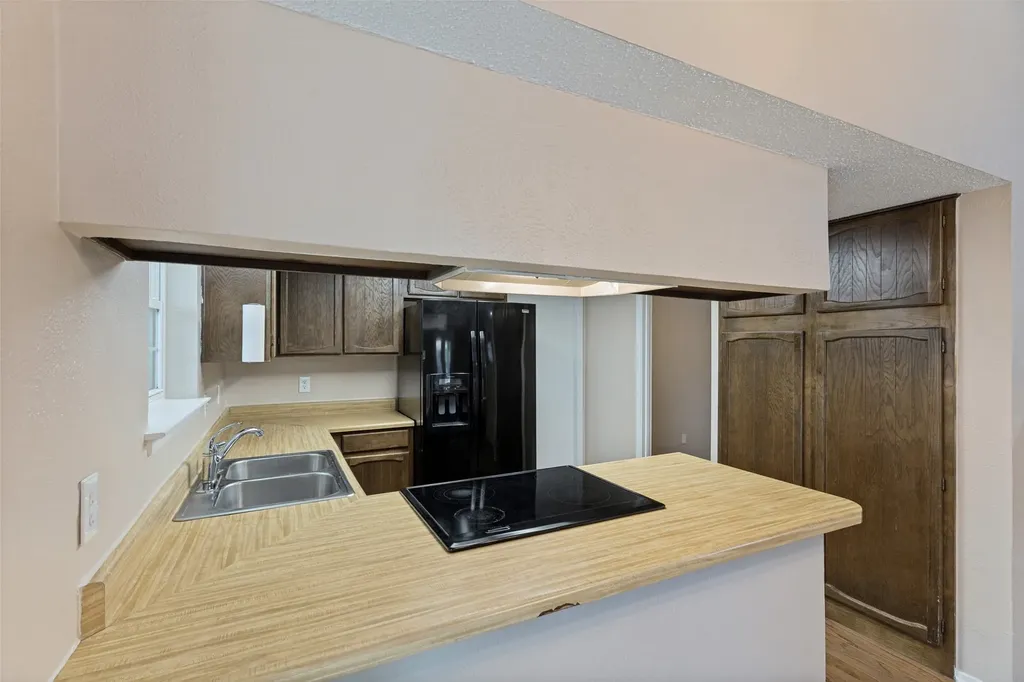 413 Goldfinch Drive Fort Worth TX 76108