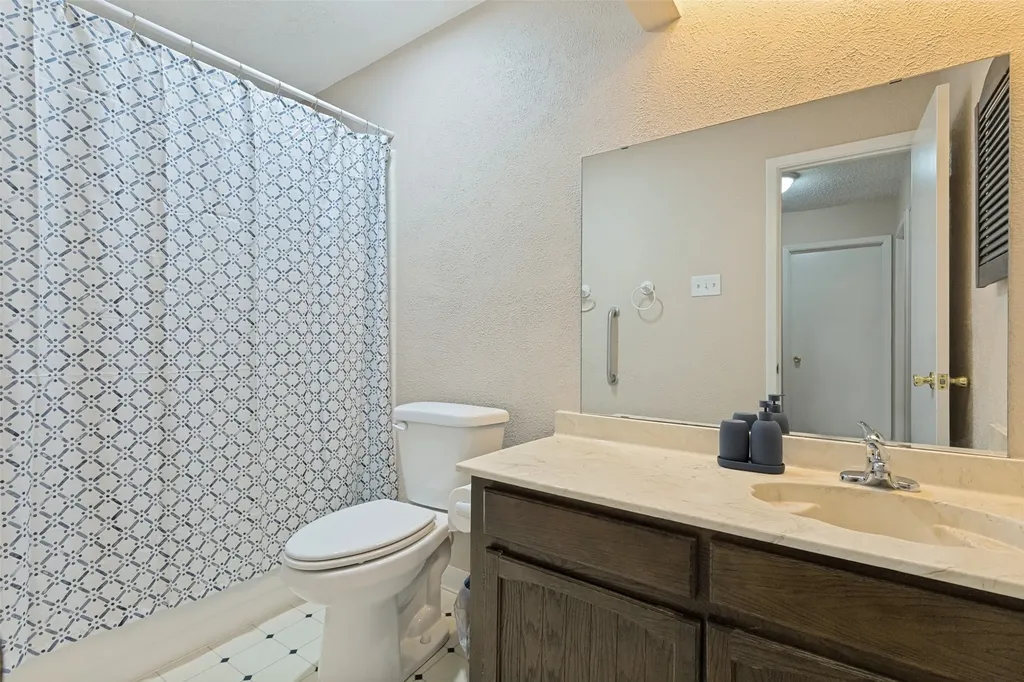 413 Goldfinch Drive Fort Worth TX 76108