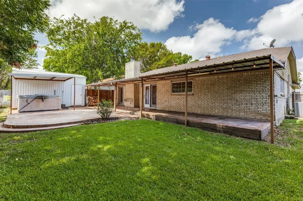 413 Goldfinch Drive Fort Worth TX 76108