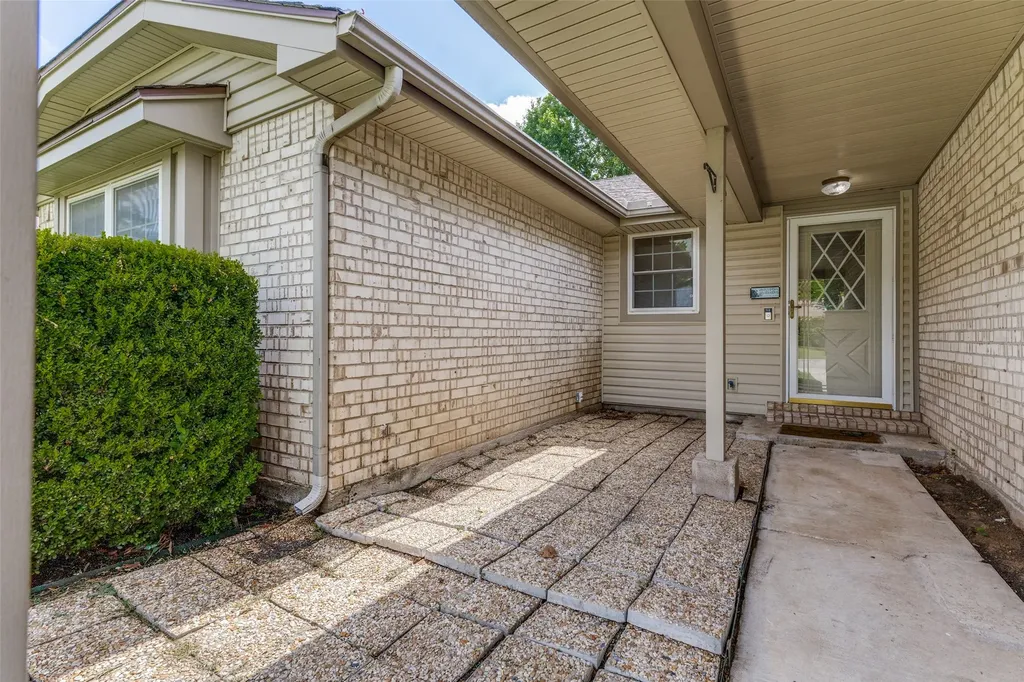 413 Goldfinch Drive Fort Worth TX 76108