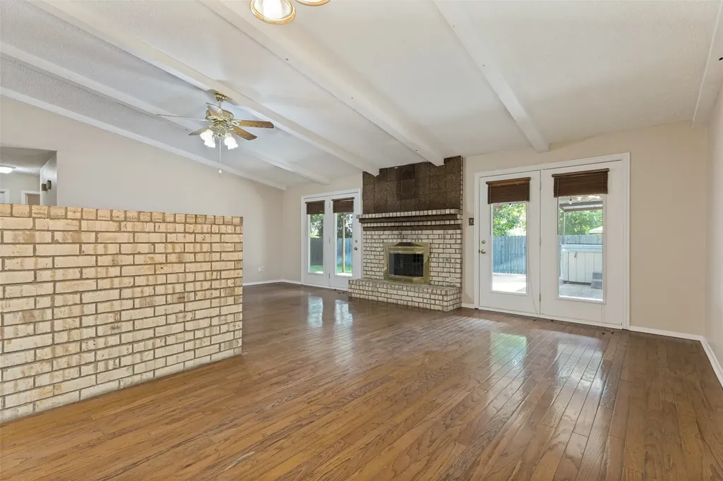 413 Goldfinch Drive Fort Worth TX 76108