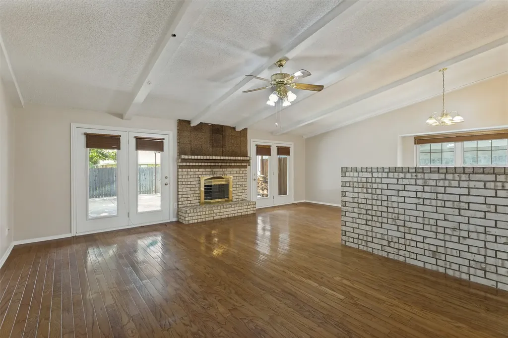 413 Goldfinch Drive Fort Worth TX 76108