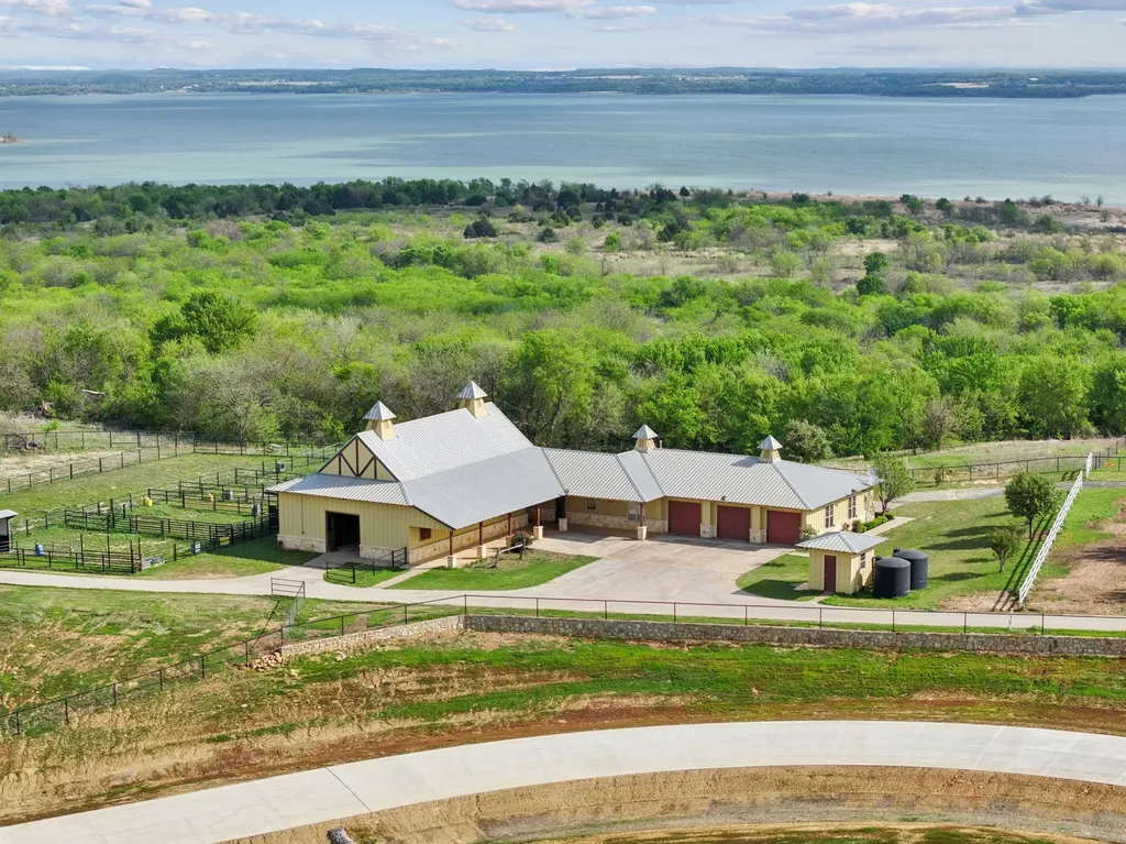 1528 Sunrise Drive Sanger TX 76266