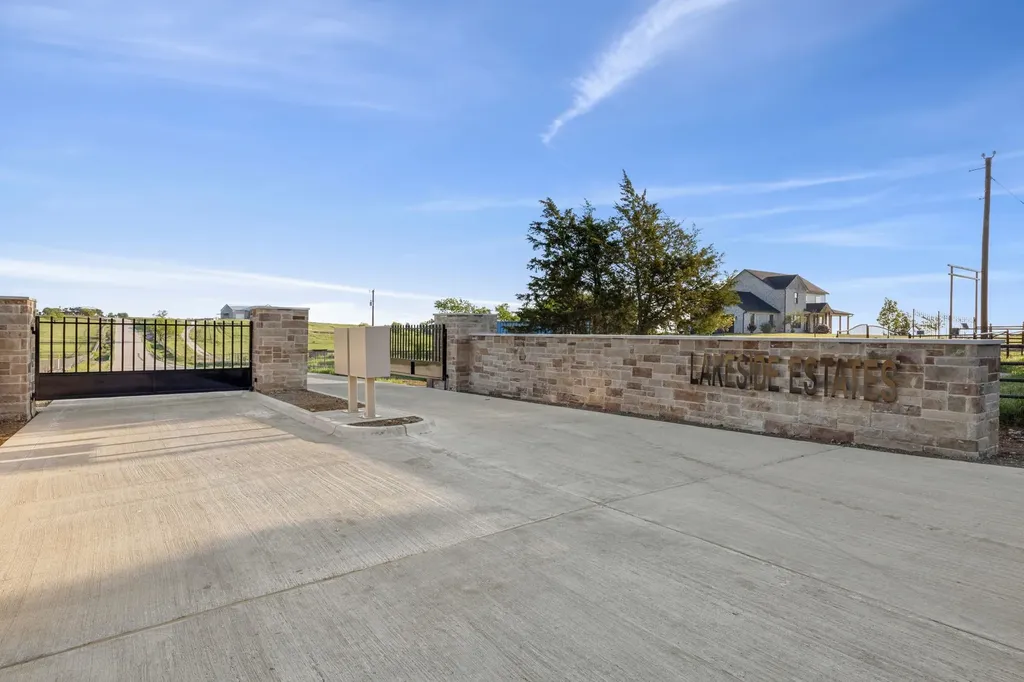 1528 Sunrise Drive Sanger TX 76266