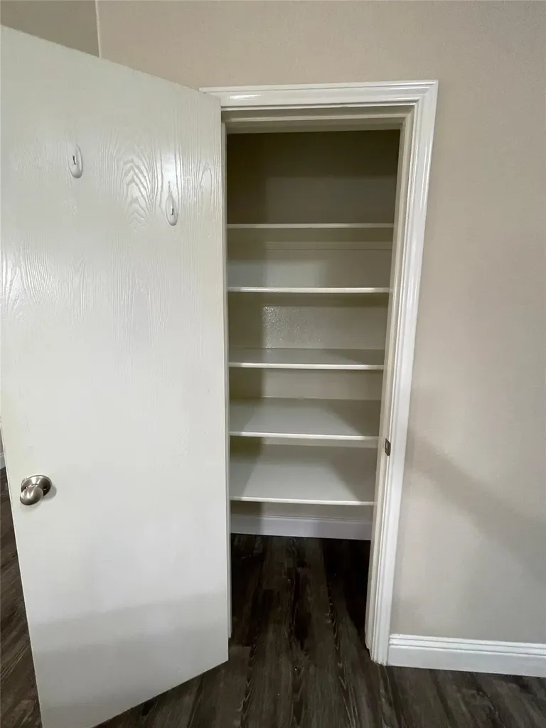 1237 Grand Central Parkway Fort Worth TX 76131