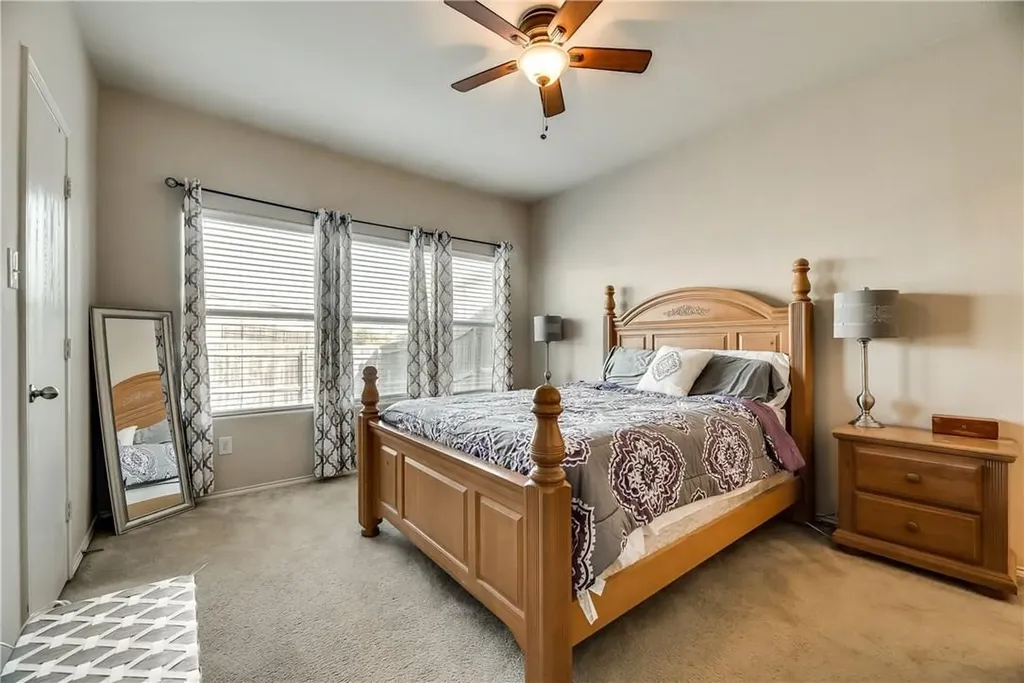 1237 Grand Central Parkway Fort Worth TX 76131