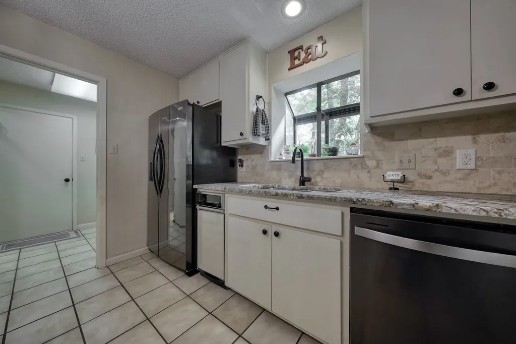 1649 Morningside Trail Hideaway TX 75771