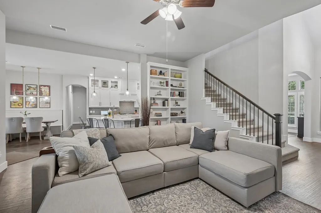 204 Falcon Point Drive Heath TX 75032