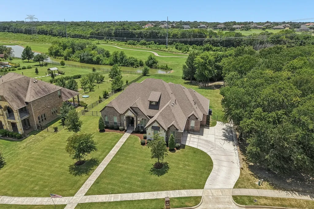 204 Falcon Point Drive Heath TX 75032
