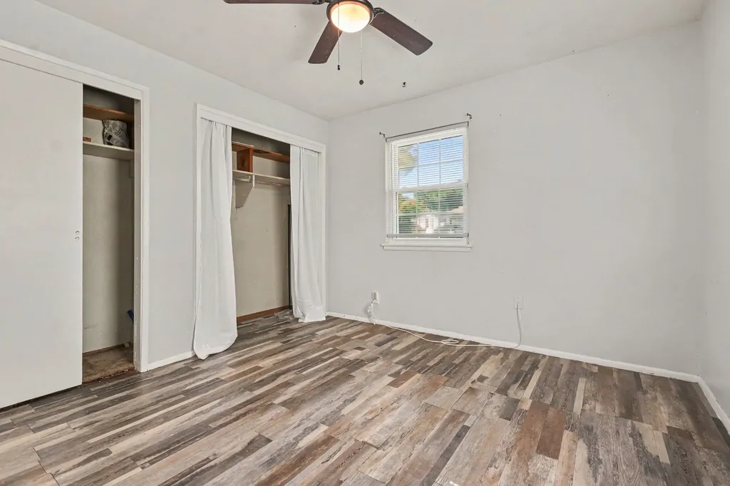 2520 Collingwood Drive Farmers Branch TX 75234