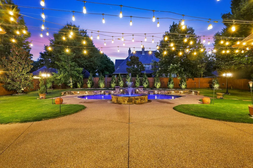 1805 Grosvenor Green Colleyville TX 76034