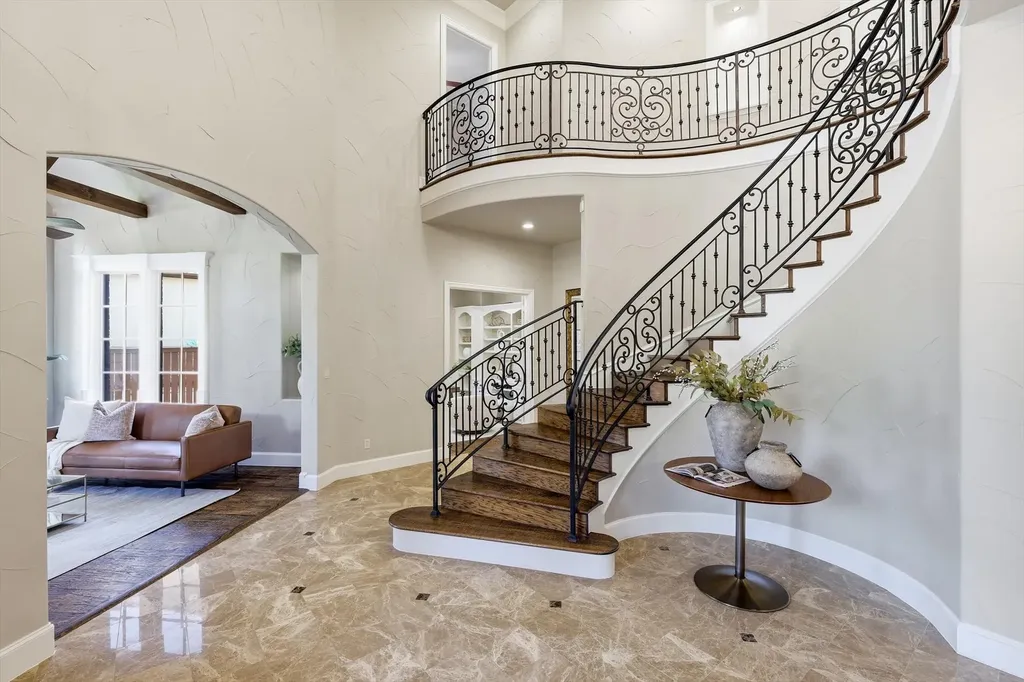 1805 Grosvenor Green Colleyville TX 76034