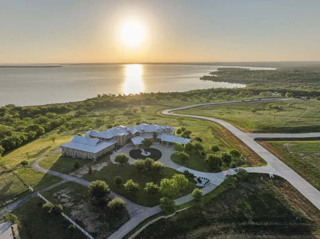 1504 Sunrise Drive Sanger TX 76266