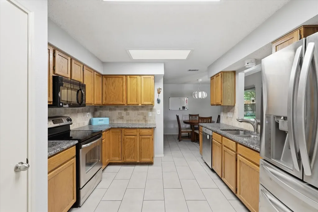 1017 Spicewood Drive Plano TX 75025