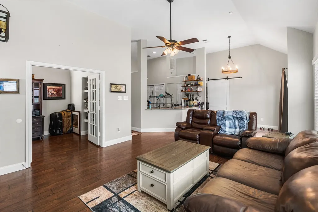 2219 Greenview Drive Carrollton TX 75010