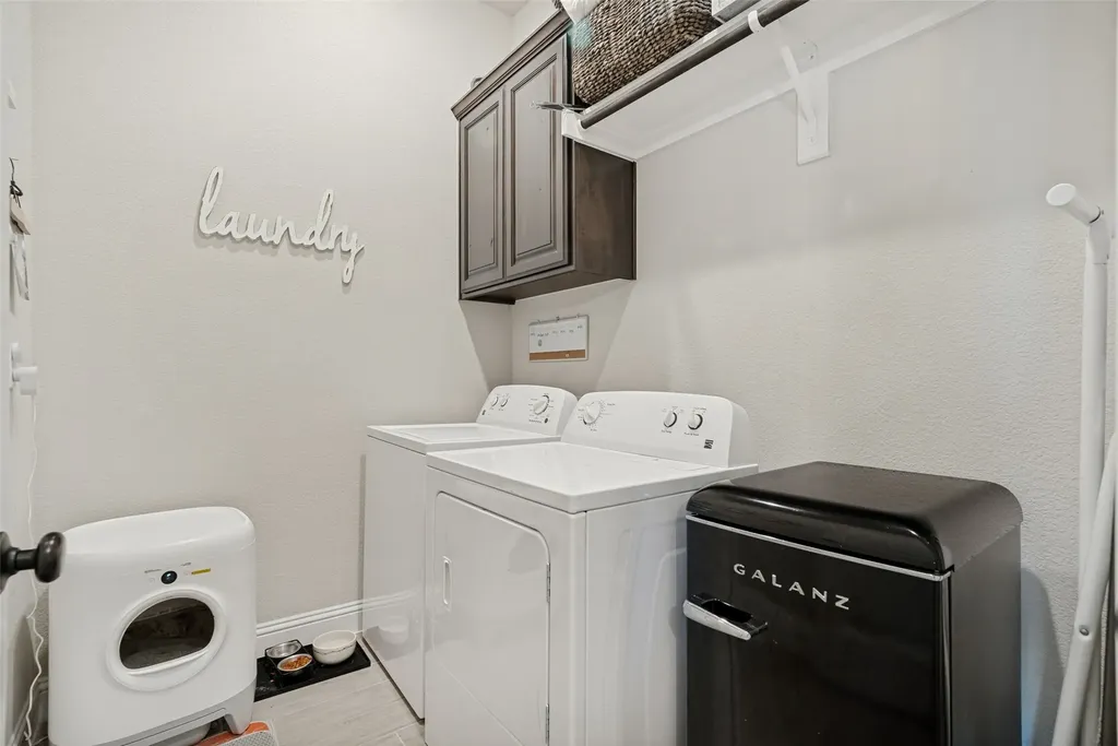 2108 Hill Crest Court Weatherford TX 76086