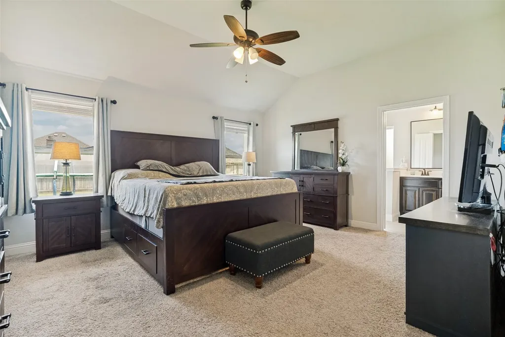 2108 Hill Crest Court Weatherford TX 76086