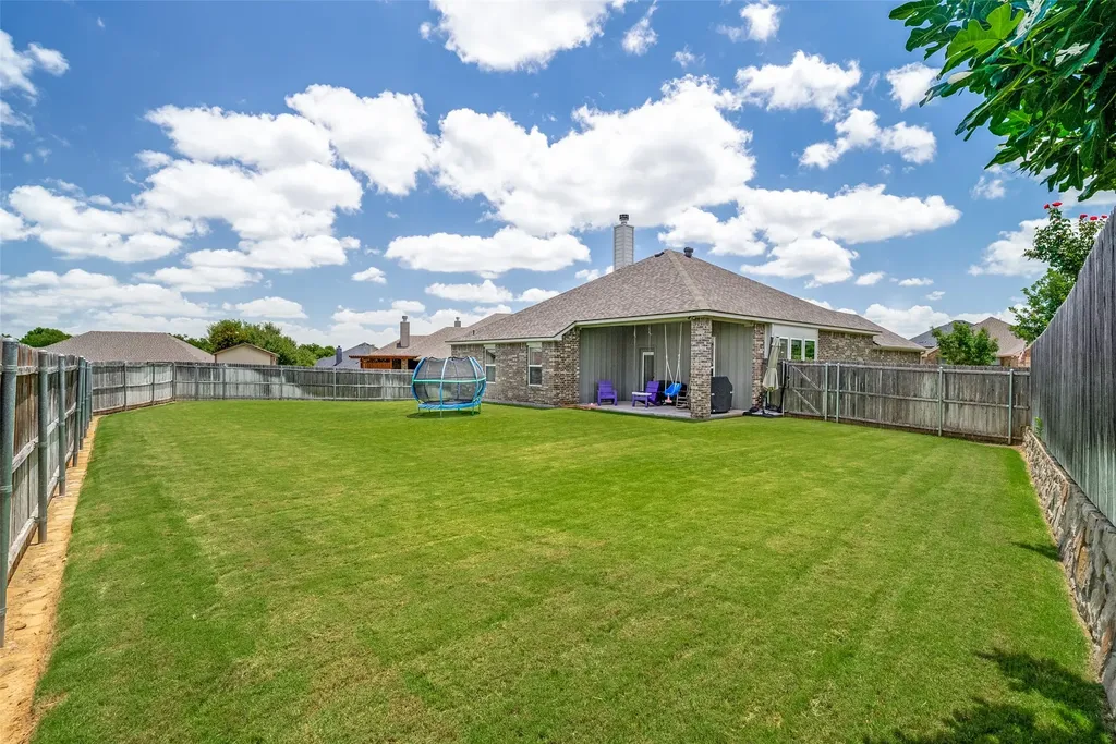 2108 Hill Crest Court Weatherford TX 76086