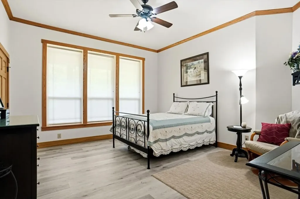 1773 Cr 2540 Mineola TX 75773