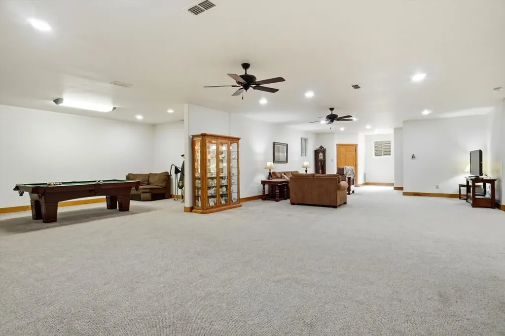 1773 Cr 2540 Mineola TX 75773